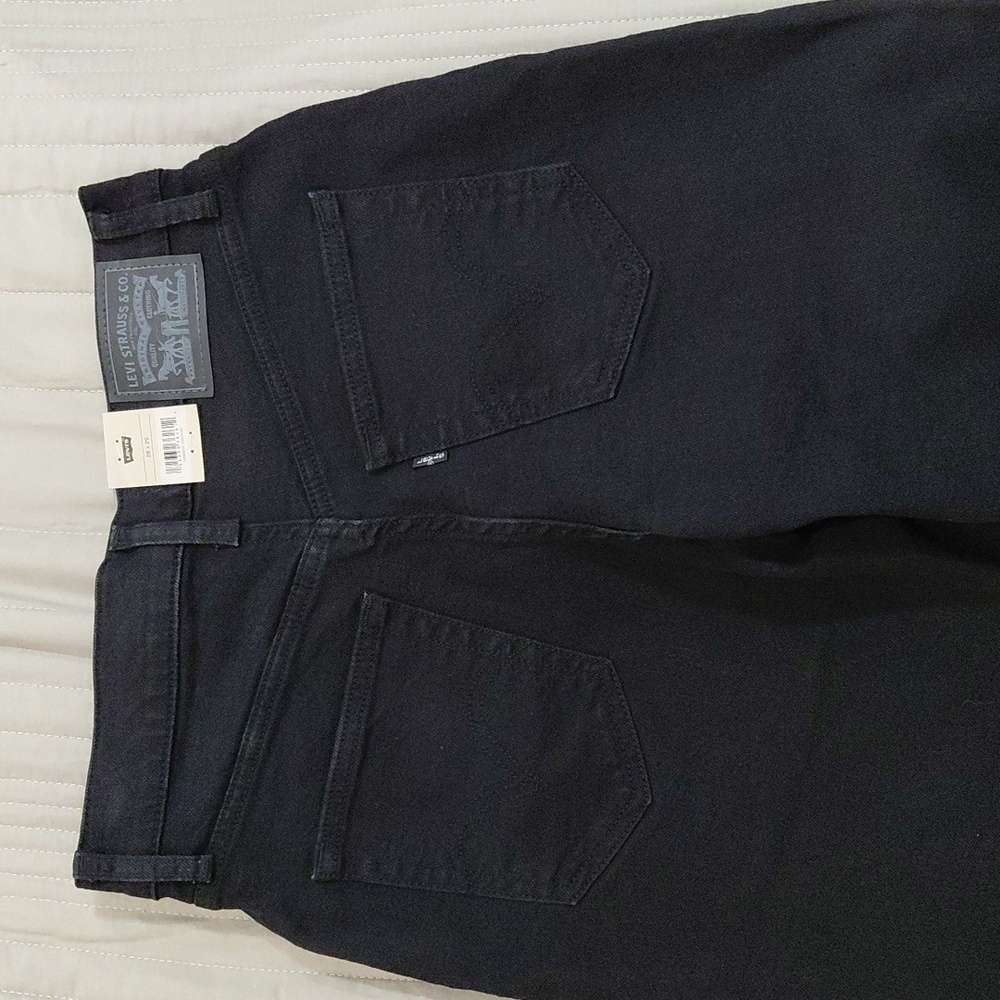Levi's High Waisted Mom Jeans Flash Black Sz 28 Nwt - Picture 3 of 12